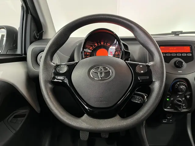 Toyota Aygo 1.0 VVT-i x-fun 2021 Benzine 13