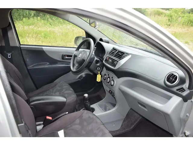 Suzuki Alto 1.0 Exclusive 2012 Benzine 17