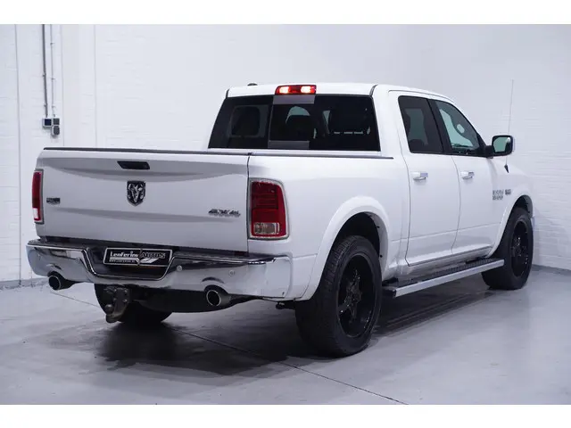 Dodge Ram 1500 5.7 V8 4x4 Crew Cab 5'7 Rebel 2019 Benzine 4