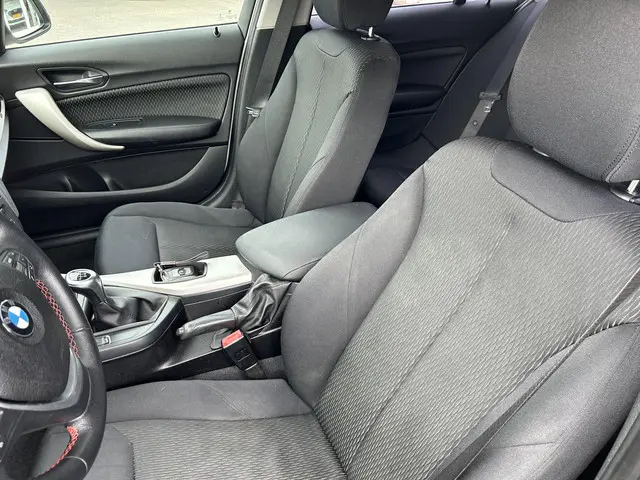 BMW 1 Serie 114i EDE 2014 Benzine 13