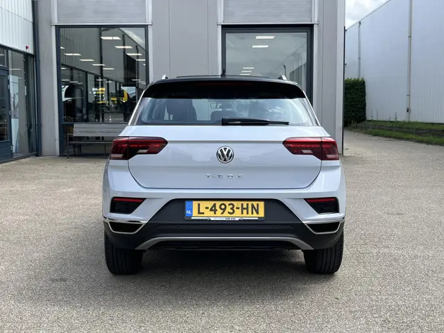 Volkswagen T-Roc 1.5 TSI Style 2019 Benzine 50