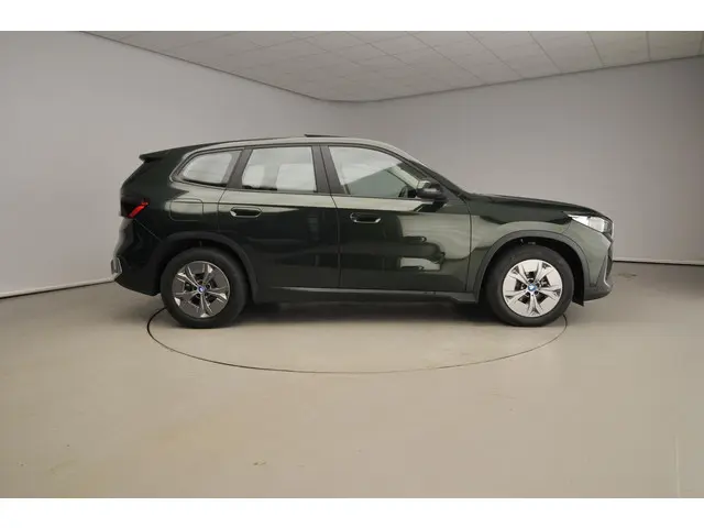 BMW iX1 xDrive30 2023 Elektrisch 4