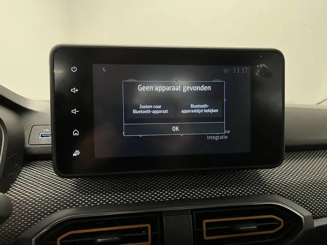 Dacia Sandero Stepway 1.0 TCe 90 Comfort 2023 Benzine 24