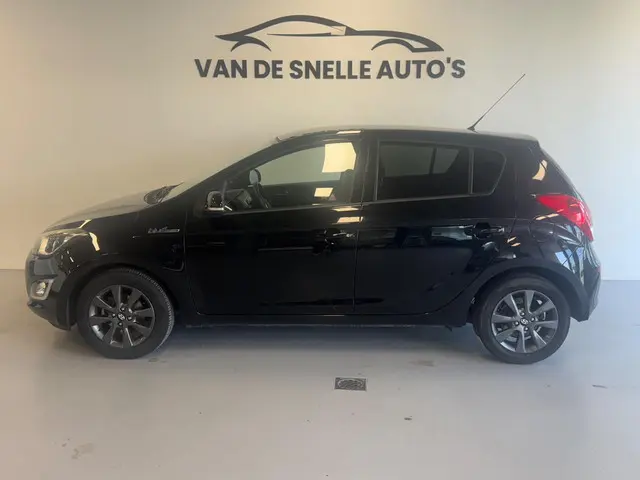 Hyundai i20 1.2i Go! 2015 Benzine 5