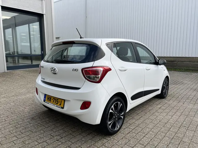 Hyundai i10 1.0i i-Motion Comfort 2015 Benzine 47
