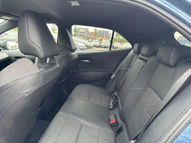 Toyota Corolla 1.8 Hybrid Dynamic 2021 Hybride Benzine 23