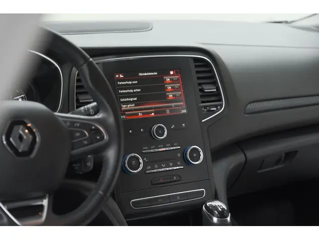 Renault Mégane Estate TCe 110 Limited 2020 Benzine 61