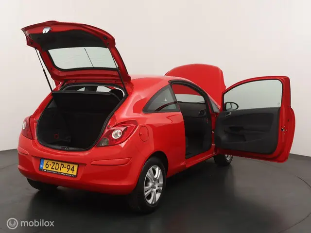 Opel Corsa 1.2-16V Berlin 2014 Benzine 22