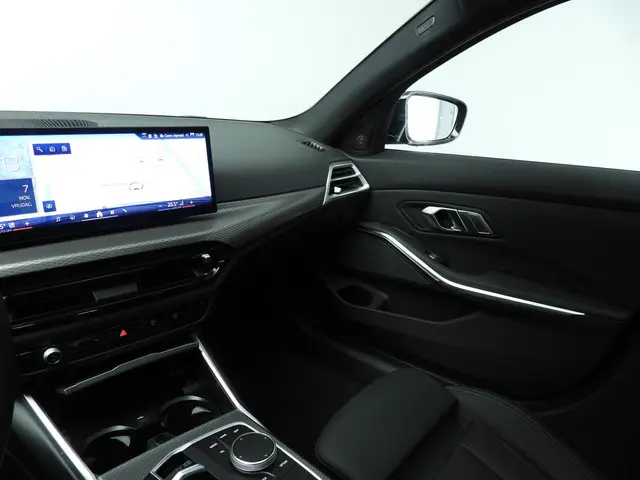 BMW 3 Serie Touring 330e 2025 Hybride Benzine 19