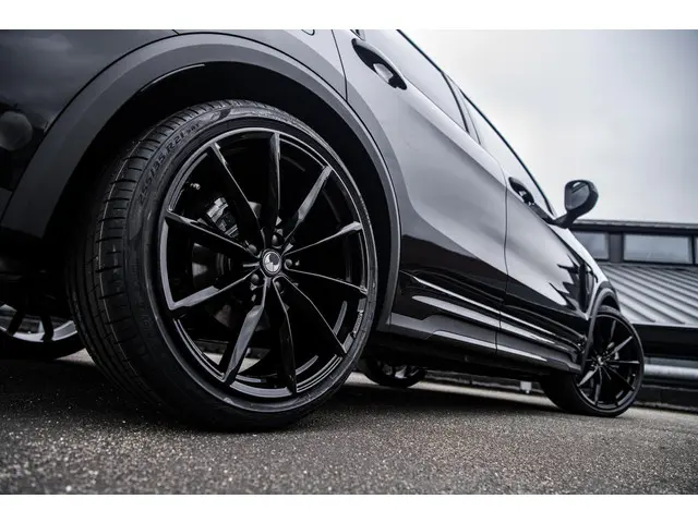 Lynk & Co 01 1.5 More 2025 Hybride Benzine 18