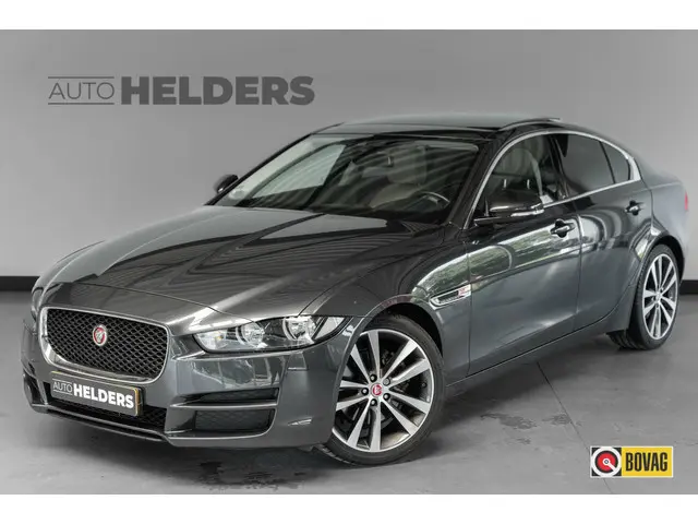 Jaguar XE 2.0 D Pure Leder Panorama 2018 Diesel