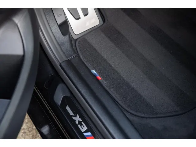 BMW X3 M Competition 2020 Benzine 44