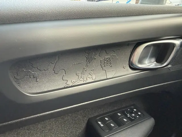 Volvo XC40 1.5 T2 Park Assist Pack 2024 Benzine 18