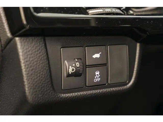 Honda CR-V 2.0i e:HEV LUXURY EDITION 2025 Hybride Benzine 18