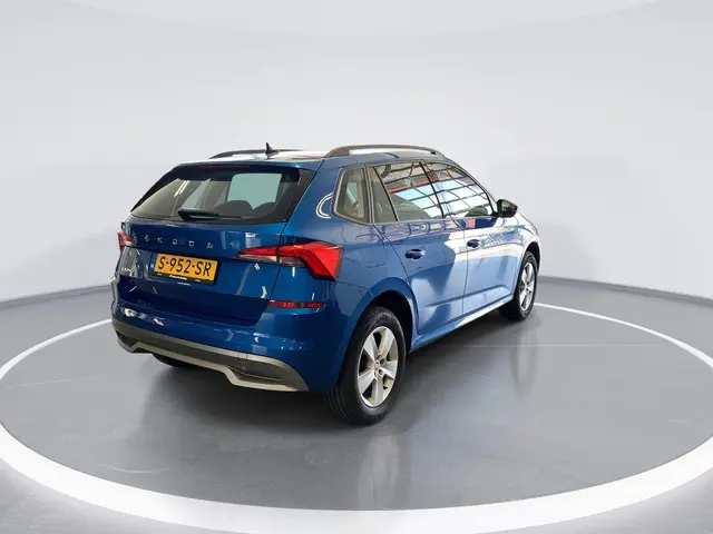 Škoda Kamiq 1.0 TSI 110pk Ambition 2023 Benzine 4