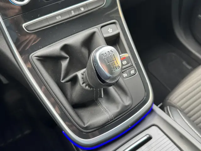 Renault Grand Scénic TCe 140 Bose 2019 Benzine 21