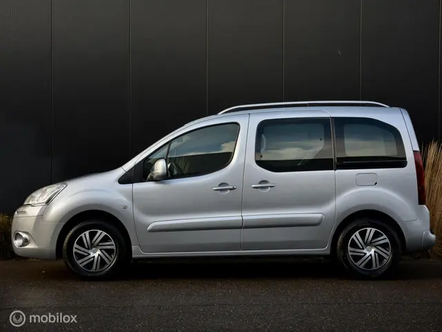 Citroën Berlingo combi 1.6 VTi Tendance 2014 Benzine 2