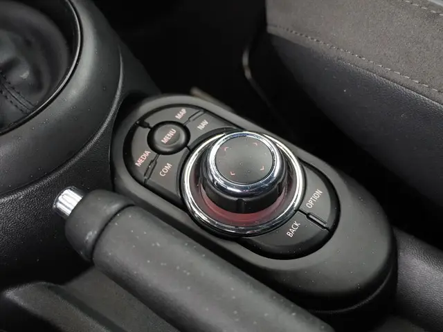 MINI Cooper Cabrio 3-deurs 2022 Benzine 15