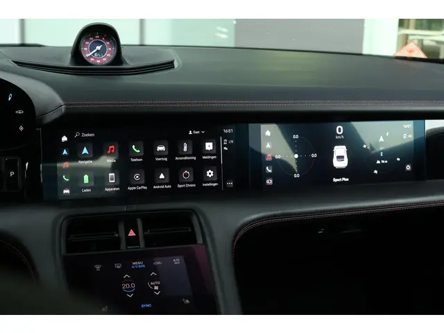 Porsche Taycan GTS 93 kWh 2023 Elektrisch 49