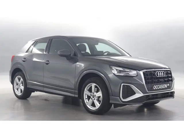Audi Q2 3