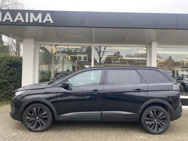 Peugeot 5008 1.2T 130pk Automaat GT 2024 Benzine 15