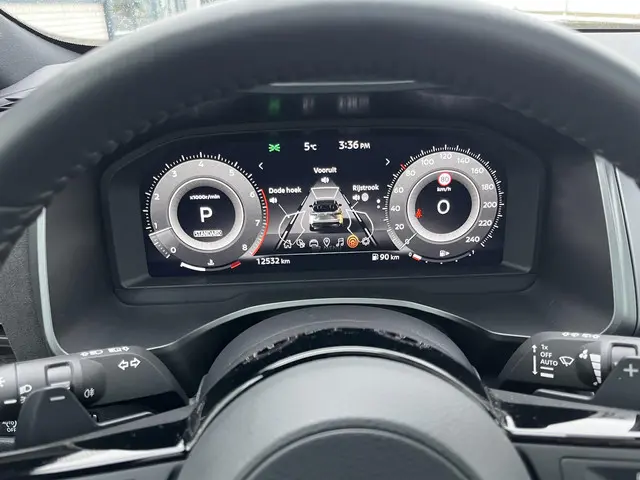 Nissan QASHQAI 1.3 MHEV Xtronic Tekna Plus 2025 Benzine 56