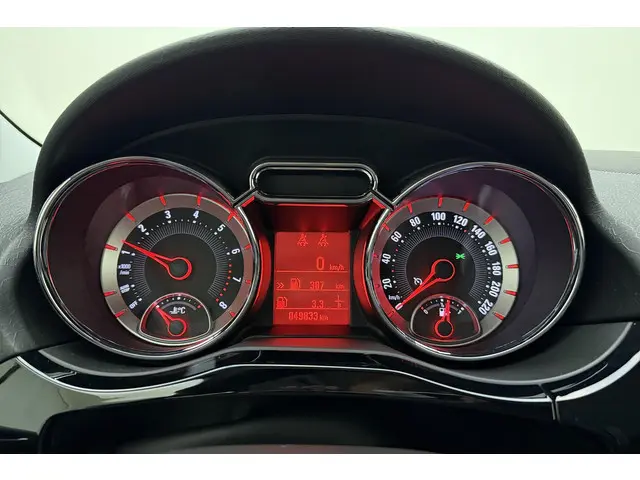 Opel ADAM 1.0 Turbo 90pk BlitZ 2019 Benzine 23