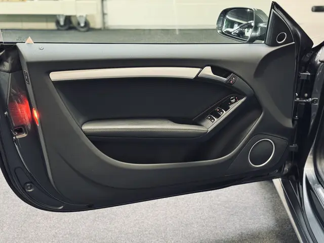 Audi A5 Cabriolet 1.8 TFSI S-Line 2x 2015 Benzine 13