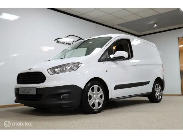 Ford Transit Courier 1.5 TDCI Trend 2017 Diesel 16