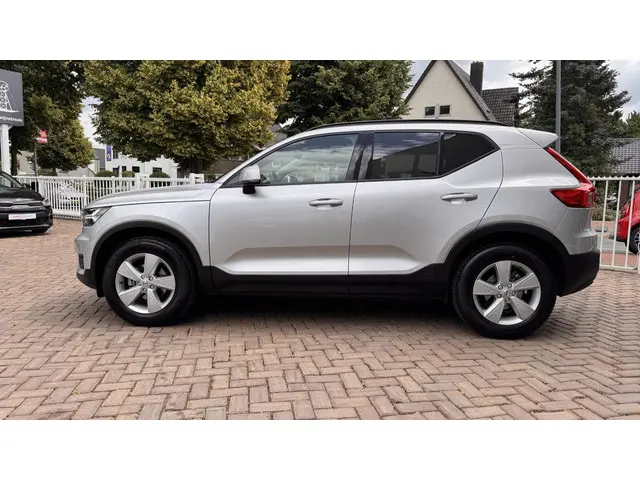 Volvo XC40 1.5 T3 2018 Benzine 2