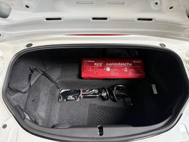 Mazda MX-5 1.5 SkyActiv-G 132 Chairo 2019 Benzine 37