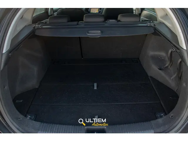 Kia cee'd Sportswagon 1.6 GDI DynamicLine 2015 Benzine 9