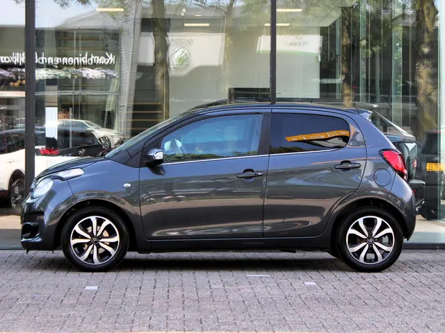 Citroën C1 1.2 PureTech Shine 2015 Benzine 11