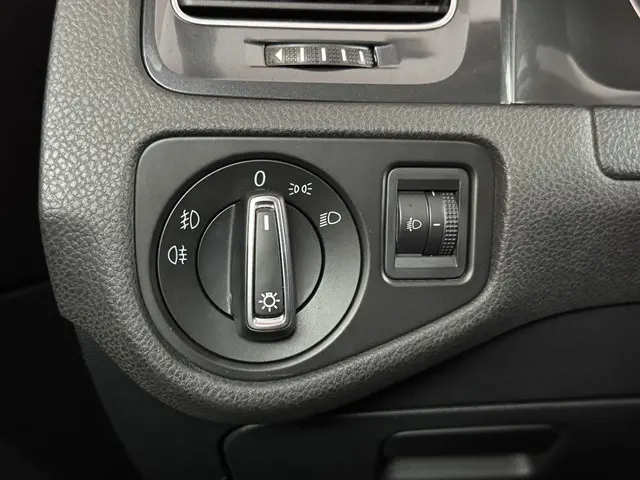 Volkswagen Golf 1.4 TSI Comfortline 2017 Benzine 38