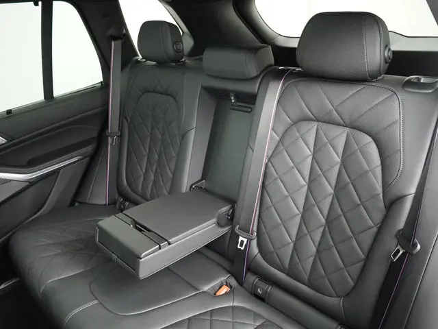 BMW X5 xDrive50e 2024 Hybride Benzine 14