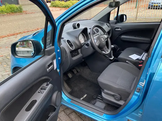 Suzuki Splash 1.2 Comfort Airco N.a.p 2013 Benzine 10