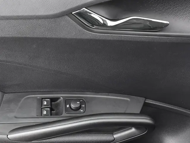 Škoda Fabia 1.0 TSI 95pk Active 2023 Benzine 11