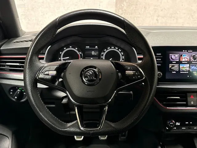 Škoda Scala 1.0 TSI Sport 2021 Benzine 15