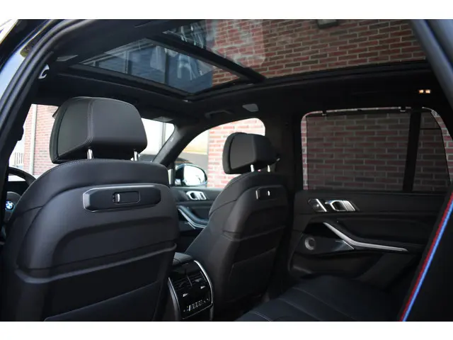 BMW X5 xDrive50e M-Sport Pro 2023 Hybride Benzine 10