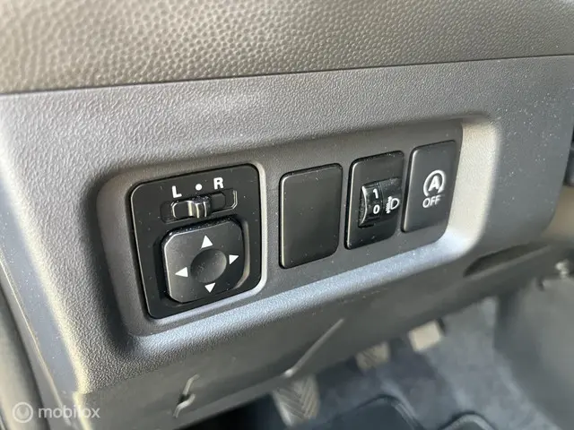 Mitsubishi Space Star 1.0 Intense 2016 Benzine 9