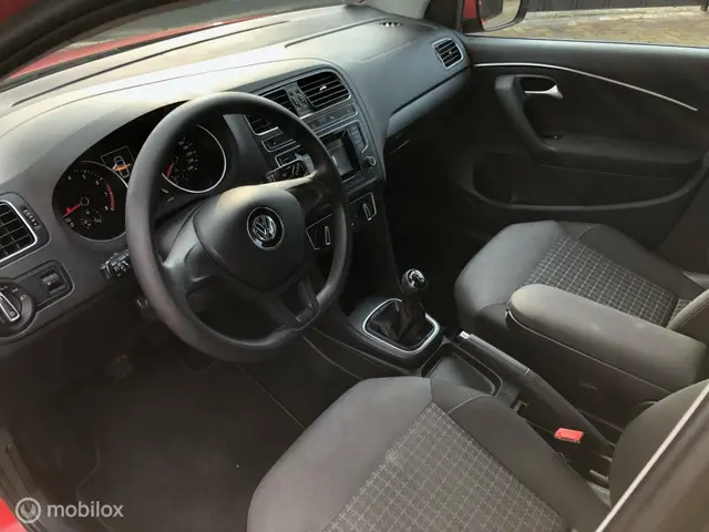 Volkswagen Polo 1.0 6C Facelift Mooie opties!! 2014 Benzine 8