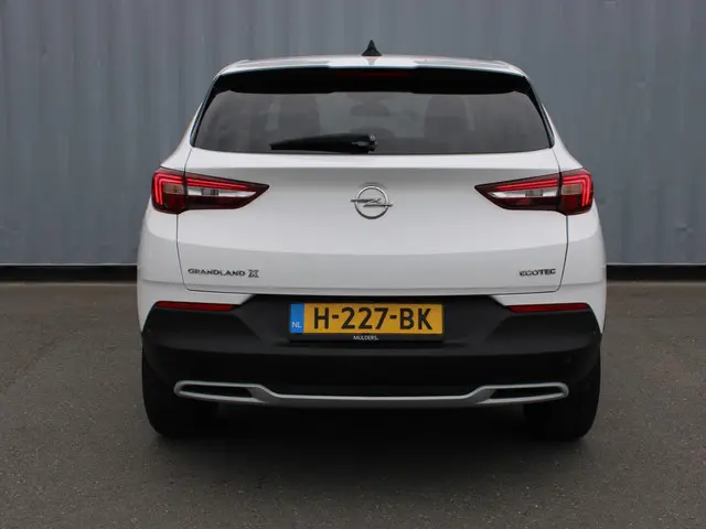 Opel Grandland X 1.2T 130 INNOVATION 2020 Benzine 3