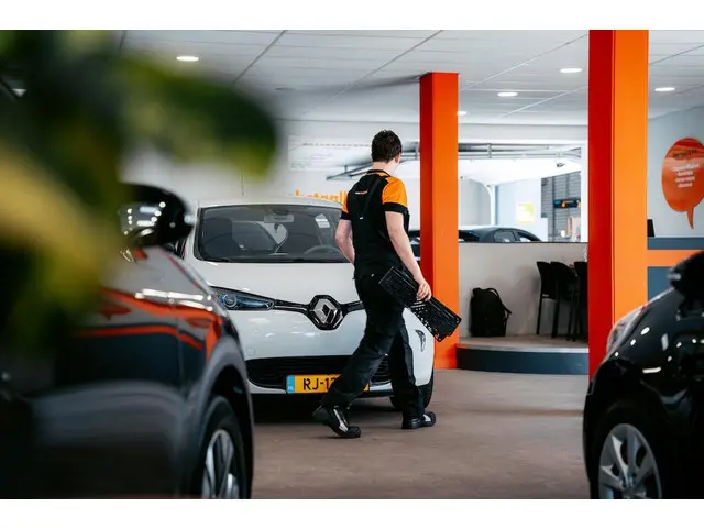 Toyota Corolla 1.8 HYBRID DYNAMIC 2021 Hybride Benzine 13