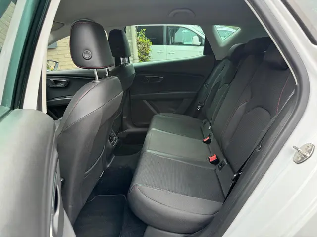 SEAT Leon 1.4 TSI FR -DSG-ORG. NL- 2016 Benzine 13