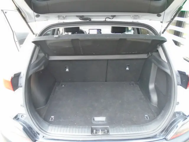 Hyundai Kona 1.6 GDI HEV Fashion 2023 Hybride Benzine 21