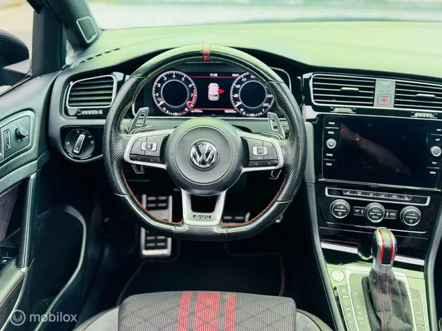 Volkswagen Golf 2.0 TSI GTI TCR 2019 Benzine 26