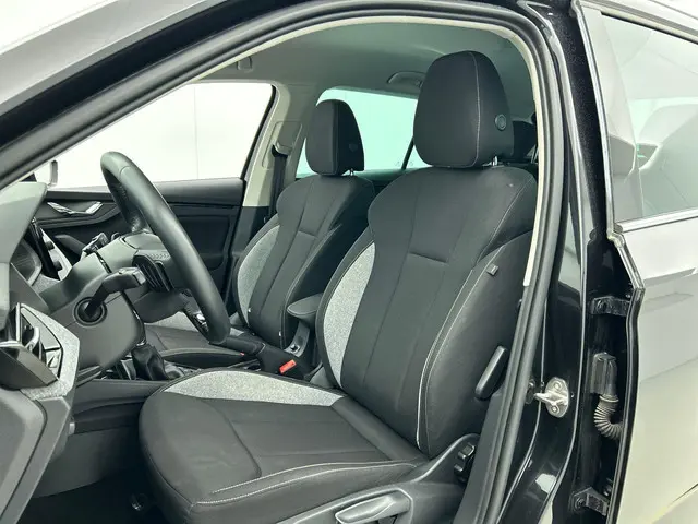 Škoda Kamiq 1.0 TSI Business Edition DSG 2025 Benzine 15