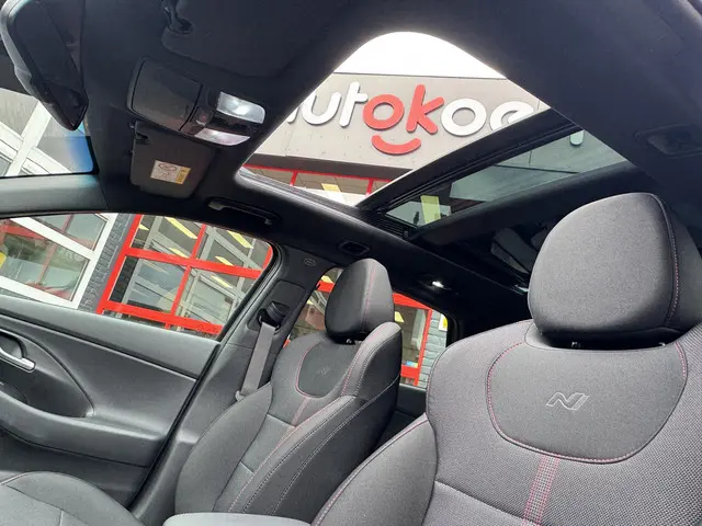 Hyundai i30 1.5 T-GDi MHEV N Line 2024 Benzine 15