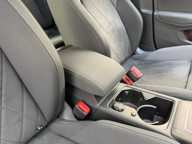 Volkswagen Golf 1.4 eHybrid GTE 2022 Hybride Benzine 51