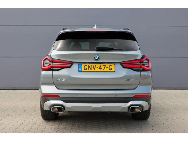 BMW X3 xDrive30e High Executive 2023 Hybride Benzine 64